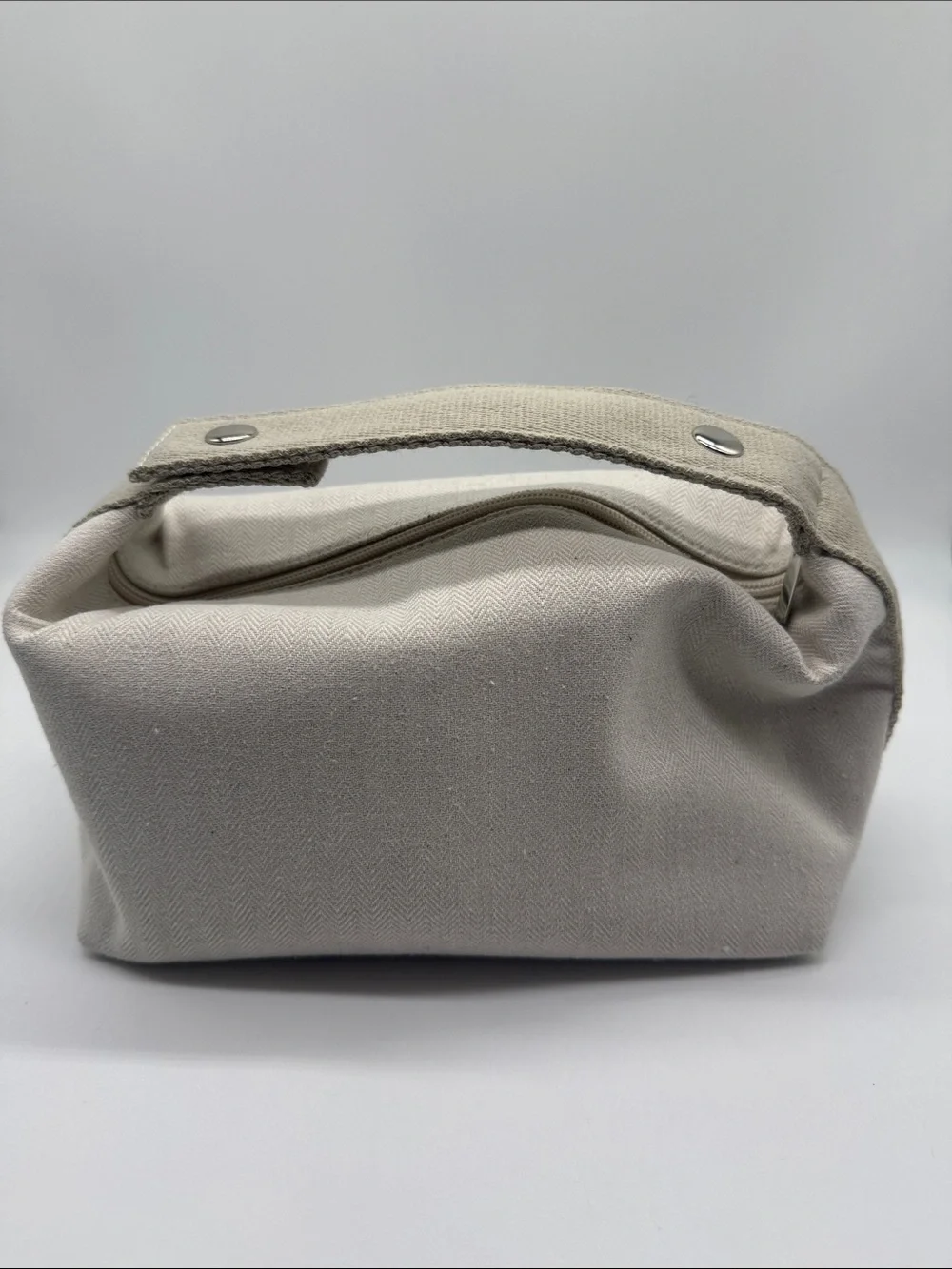 Cymbiotika Off White Herringbone Canvas Toiletry Cosmetic Travel Bag NWOT